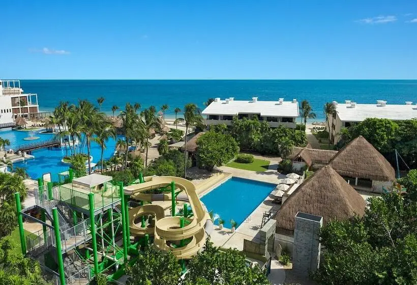 Dreams Sapphire Resort & Spa