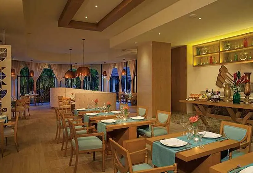 ホテル Dreams Sapphire Resort & Spa