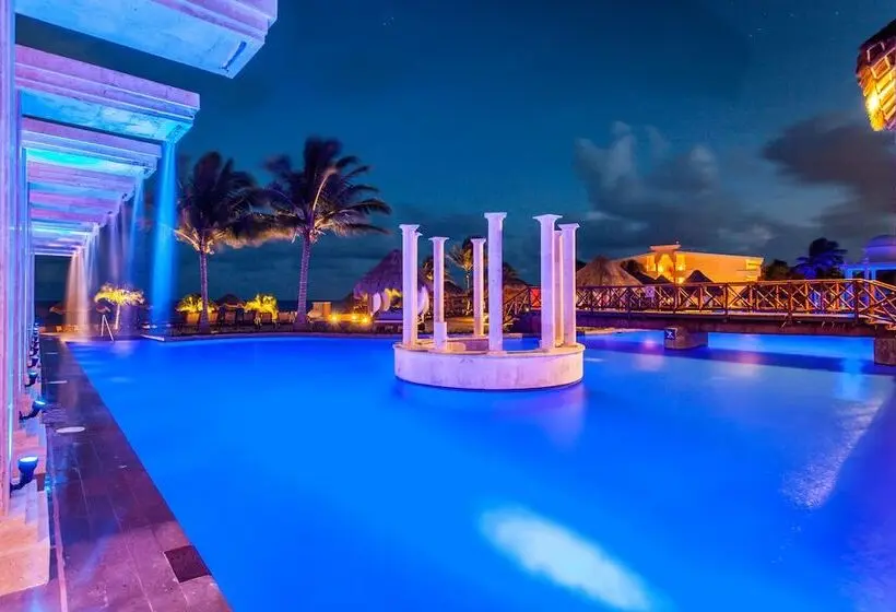 ホテル Dreams Sapphire Resort & Spa