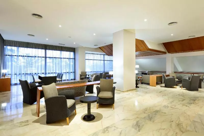 هتل Exe Isla Cartuja