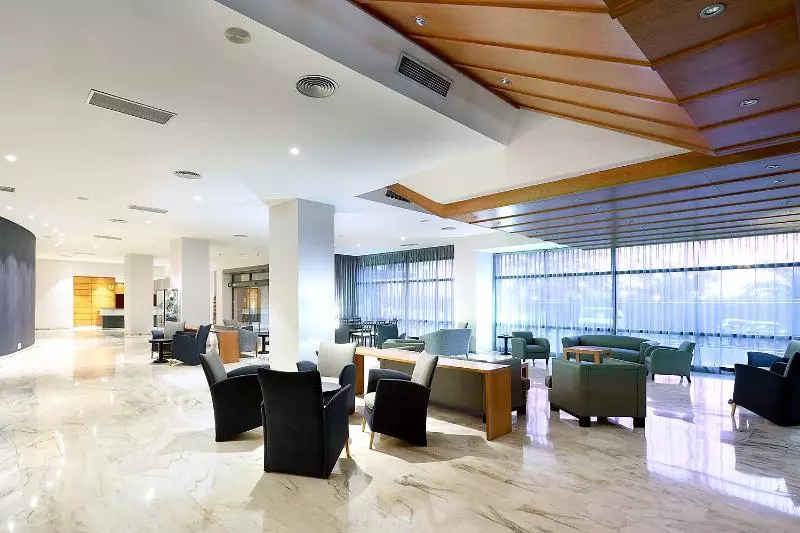 هتل Exe Isla Cartuja