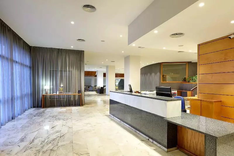 هتل Exe Isla Cartuja