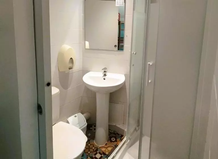 호텔 F1 Lyon Bourgoin Jallieu