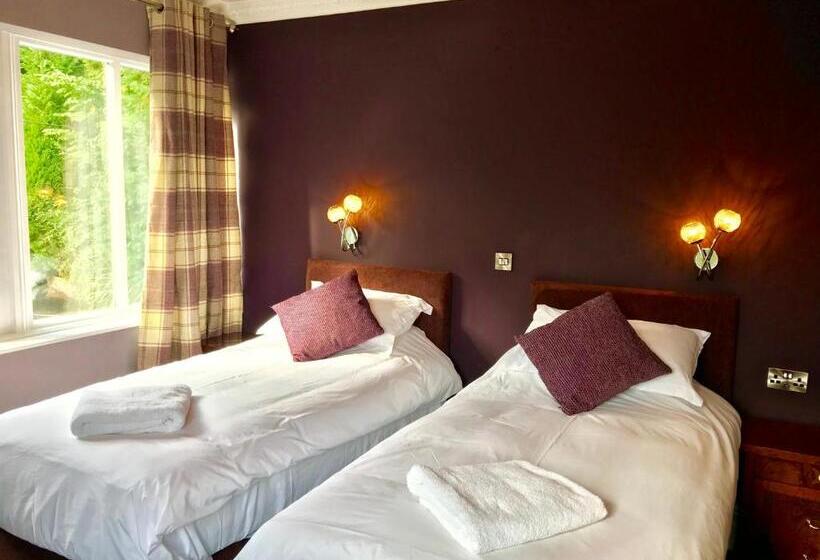 בית מלון כפרי Harefield Hall