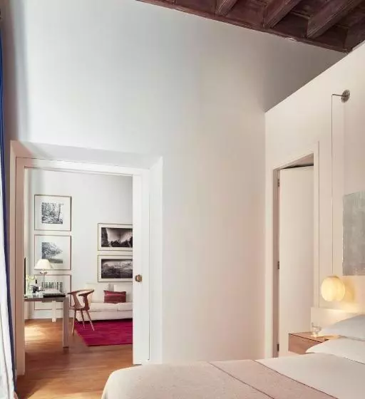 Отель Neri – Relais & Chateaux