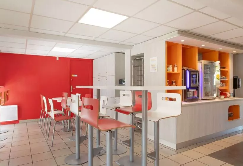 Отель Premiere Classe Chalons En Champagne