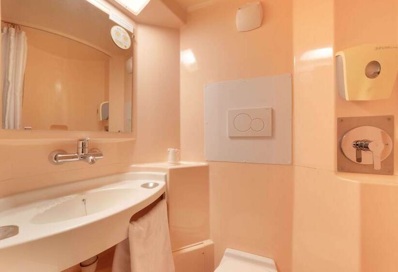 Hotel Premiere Classe Fleury Merogis