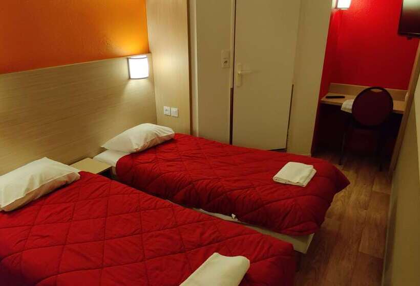 فندق Classic Hôtel   Fontenay Trésigny