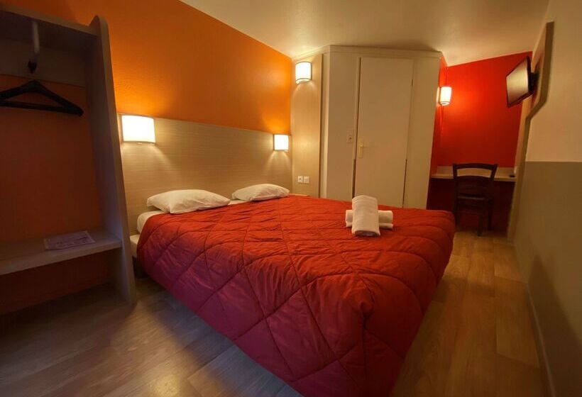 فندق Classic Hôtel   Fontenay Trésigny