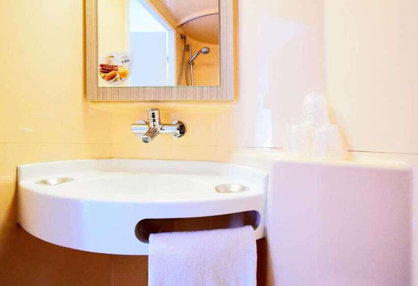 בית מלון כפרי Premiere Classe Quimper