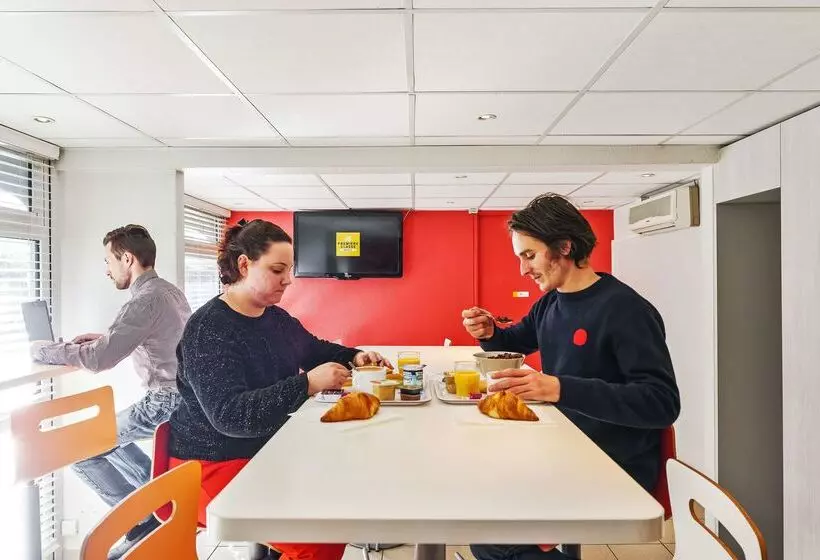 酒店 Premiere Classe Quimper