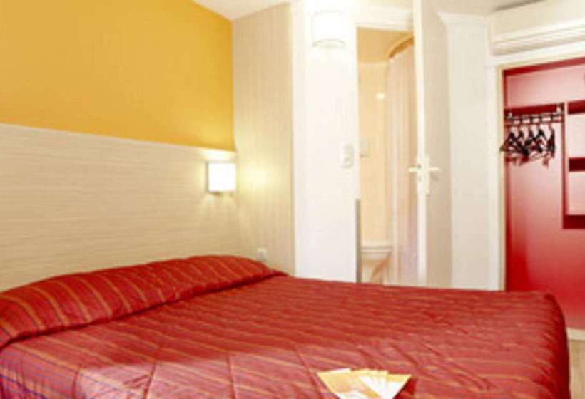 هتل Premiere Classe Versailles Saint Cyr L Ecole