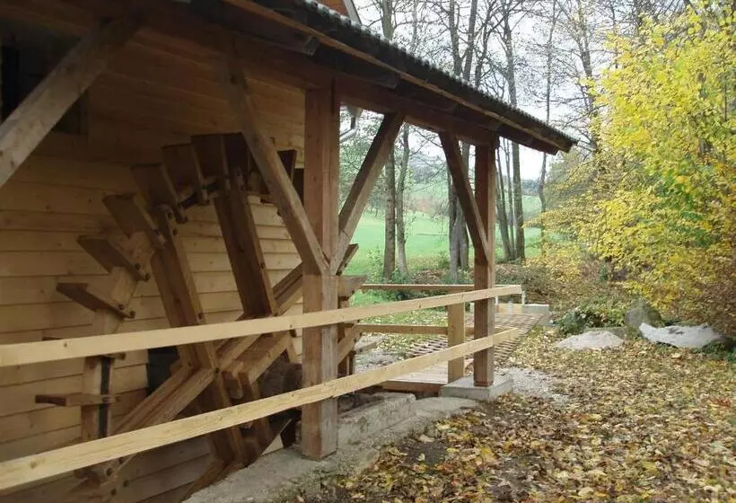 Retkeilymaja Gasthof Zur Linde