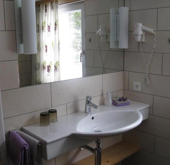 فندق صغير Waldgasthaus Lehmen