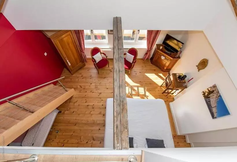 تختخواب و صبحانه Chambre D'hôtes Les Clés Des Places