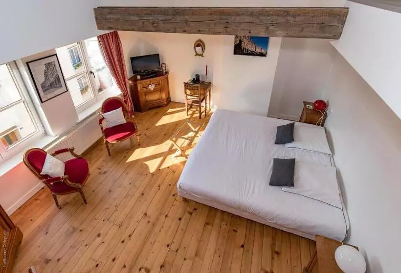تختخواب و صبحانه Chambre D'hôtes Les Clés Des Places