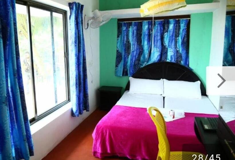 مبيت وإفطار Funky Art Beach House