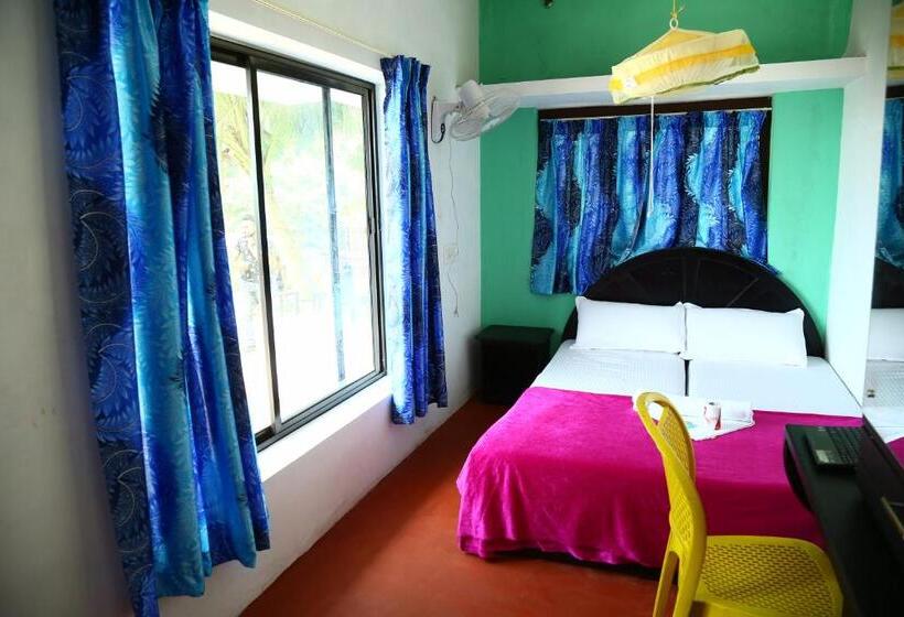 مبيت وإفطار Funky Art Beach House