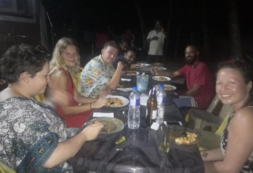 مبيت وإفطار Funky Art Beach House