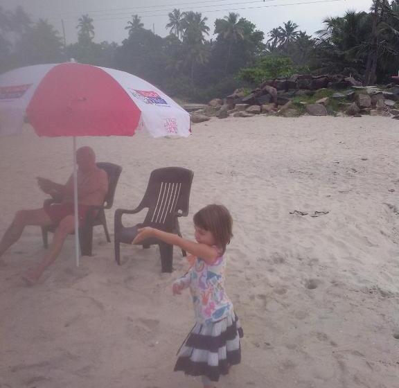 مبيت وإفطار Funky Art Beach House