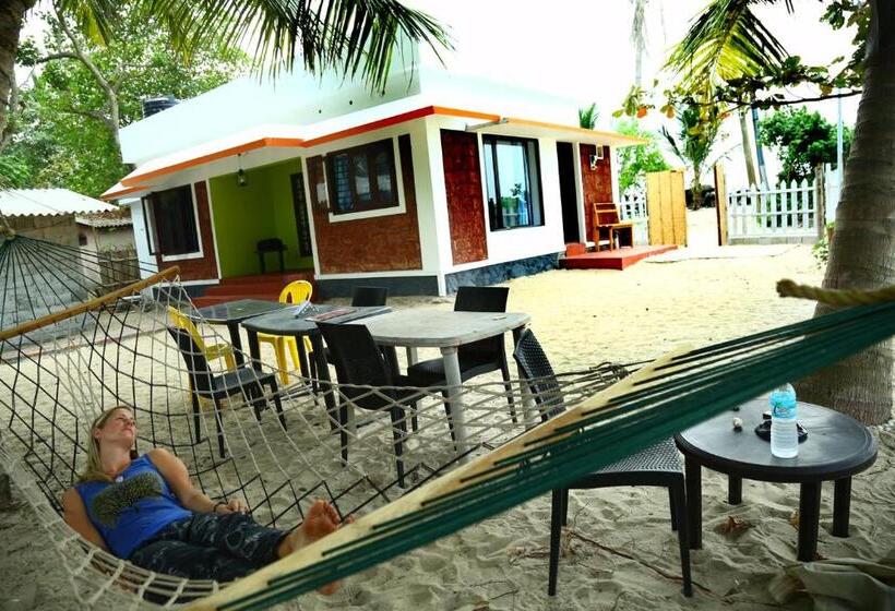 مبيت وإفطار Funky Art Beach House