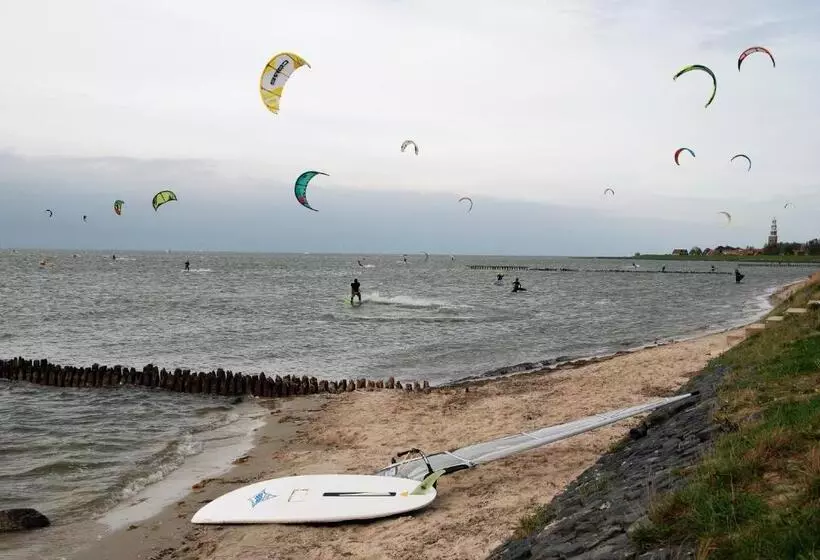 تختخواب و صبحانه Uit Alle Windstreken