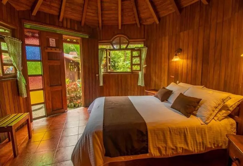 El Jardín Hotel & Restaurante