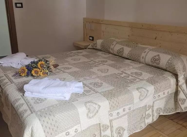 Hotelli Chalet Monte Nebius