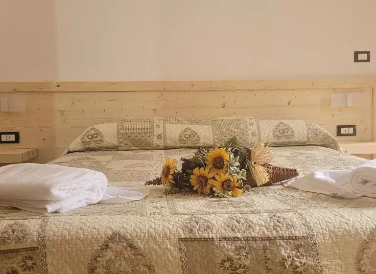 Hotelli Chalet Monte Nebius