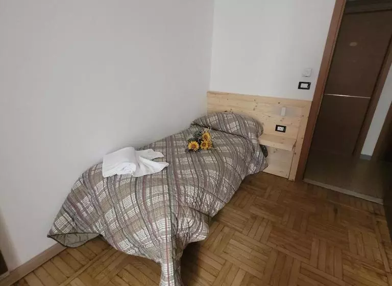 Hotelli Chalet Monte Nebius