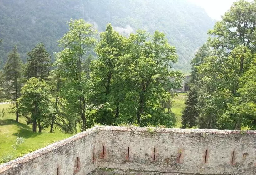 Hotelli Chalet Monte Nebius