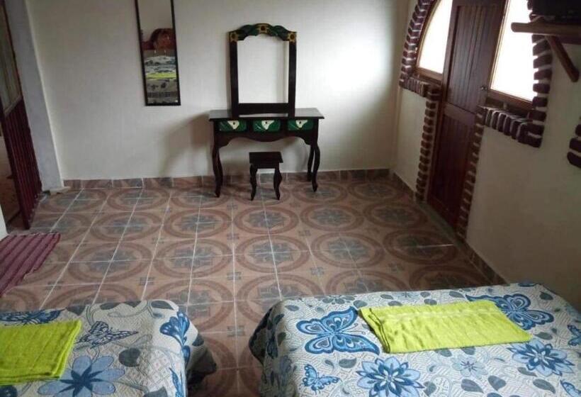 בית מלון כפרי Cuaupatanini