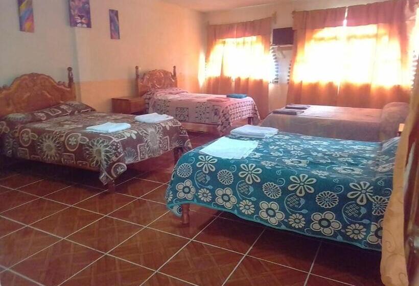 בית מלון כפרי Cuaupatanini