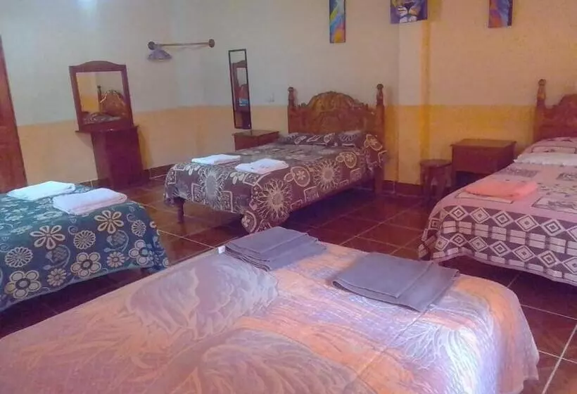 ホテル Cuaupatanini