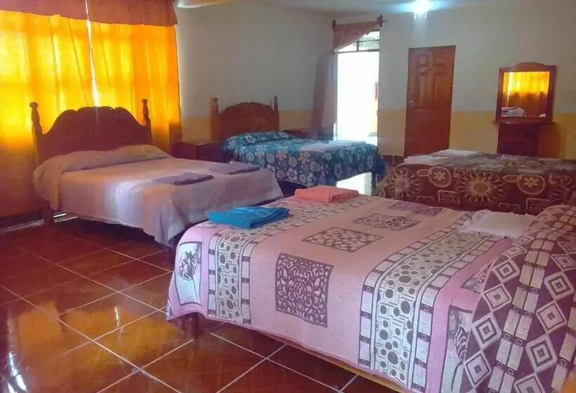 ホテル Cuaupatanini