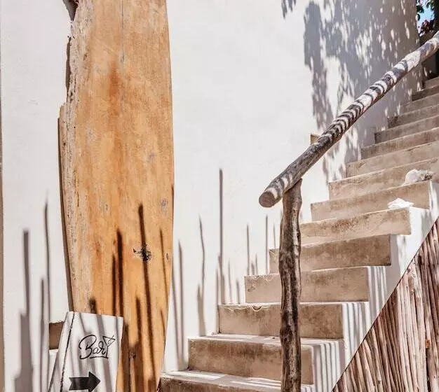 ホテル Lunarena Barefoot