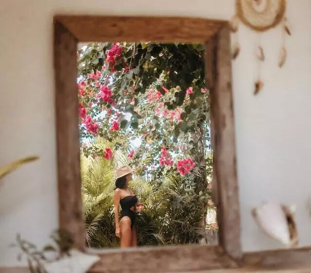 ホテル Lunarena Barefoot