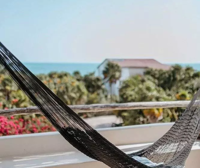 ホテル Lunarena Barefoot