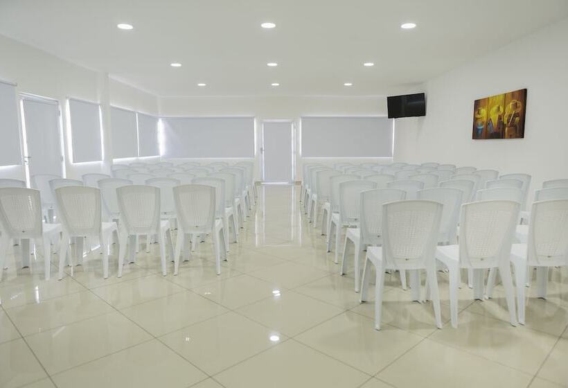 Hotel Sabana Del Sinu By Geh Suites