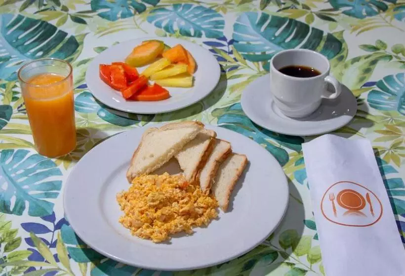 Hotelli Sabana Del Sinu By Geh Suites