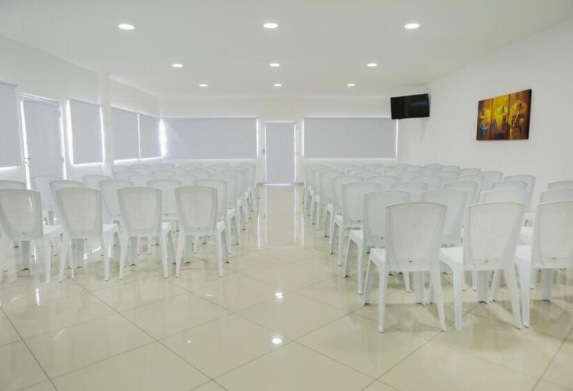 Hotel Sabana Del Sinu By Geh Suites