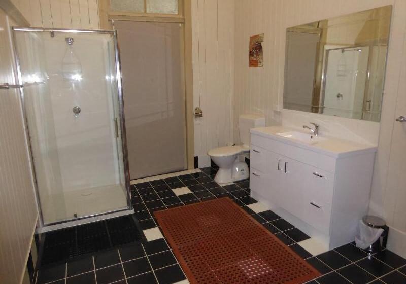 מוטל Exchange Hotel Toogoolawah