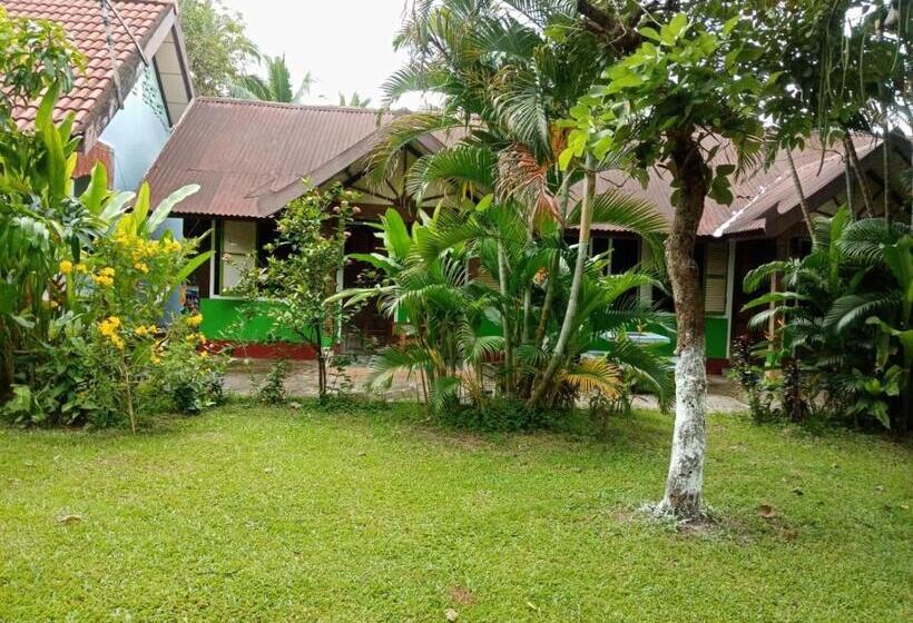 Pension (Hôtel basse catégorie) Anouxa Riverview Guesthouse