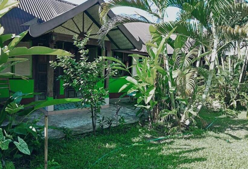 Pension (Hôtel basse catégorie) Anouxa Riverview Guesthouse