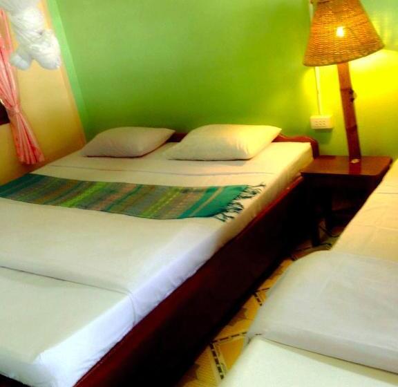 Pension (Hôtel basse catégorie) Anouxa Riverview Guesthouse