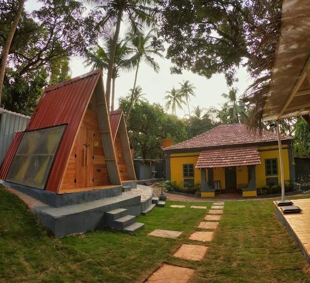 The Hosteller Goa
