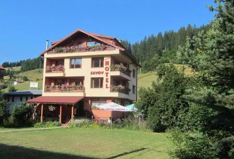 Family Hotel Savov