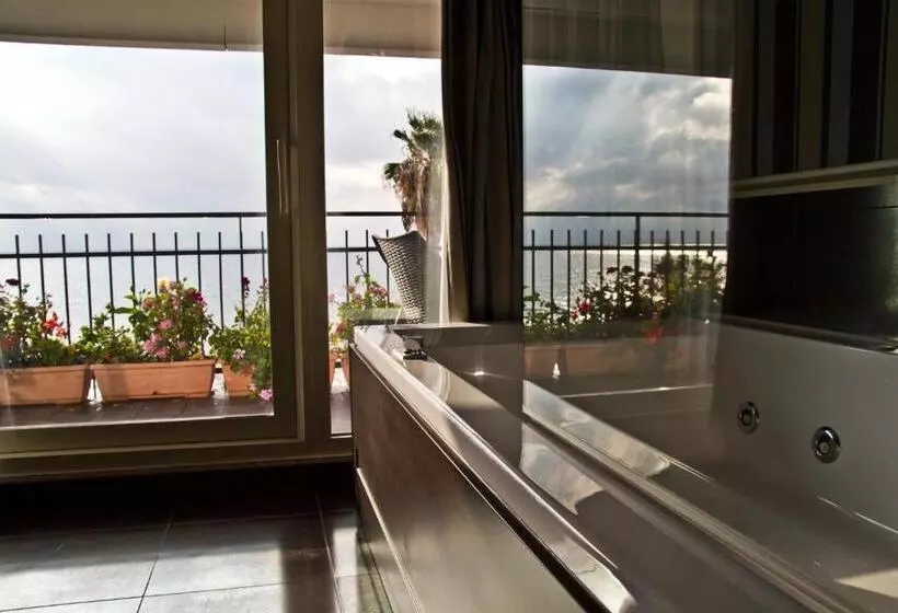 هتل Ristorante Centosedici