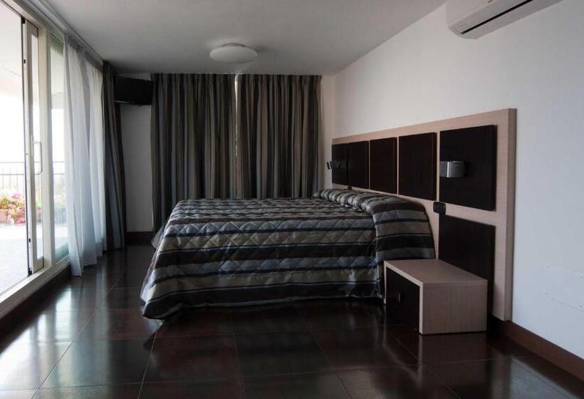 فندق Ristorante Centosedici