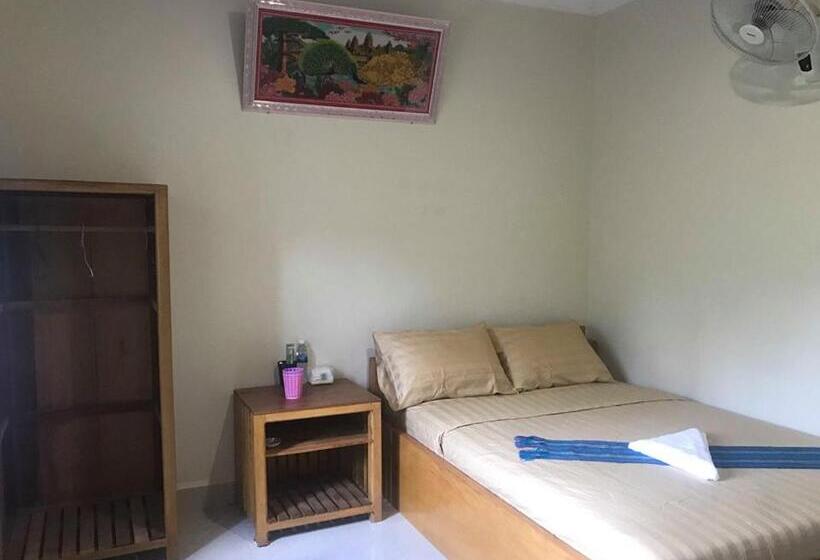 膳宿费 Manel Guesthouse And Restaurant